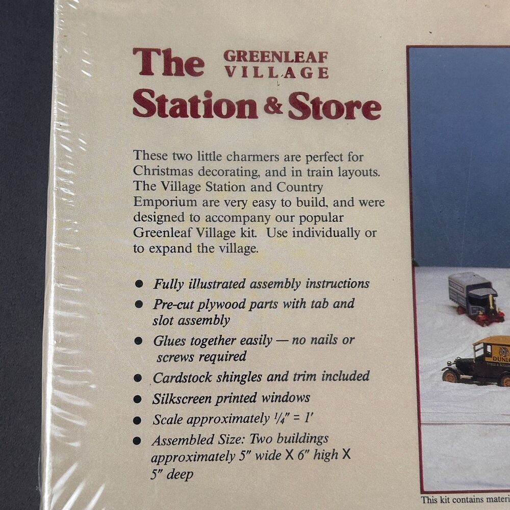 Greenleaf Village Station & Store #8025 Vintage 1987 Christmas Train Layouts - Picture 8 of 12